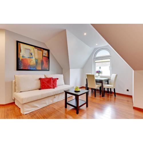 Sopot Vegas Apartment near the Beach by Noclegi Renters