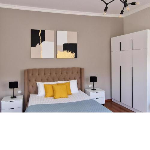 SOPRANO APARTMENT KRAKIVSKA 34