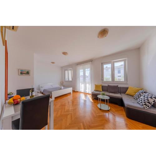 Sorento Apartment