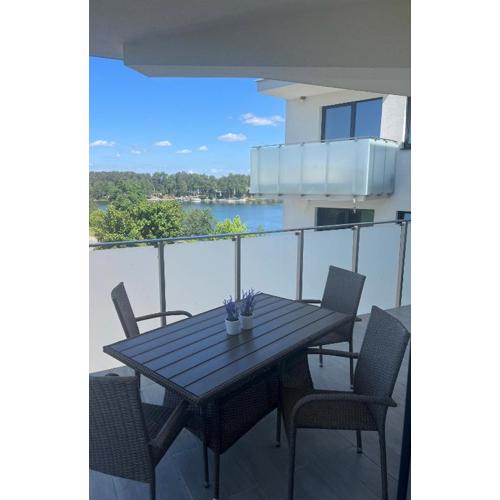 Sosnowe Apartamenty - Biały