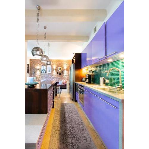 Spacious 3BR apartment with AC in living room, 2 balconies