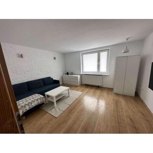 Spacious 3city Apartment with Two Bedrooms and Desk by Noclegi Renters