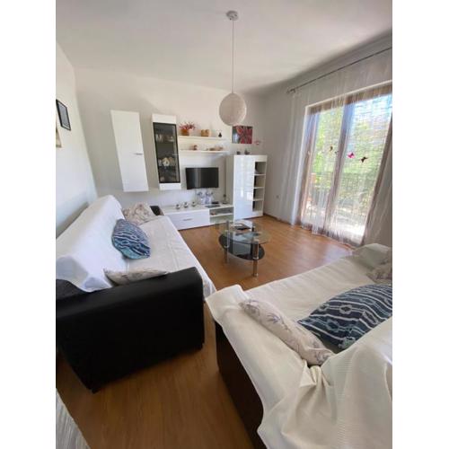 Spacious And Bright Two Bedroom Apartment With Outdoor Area
