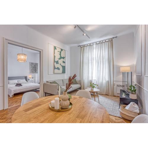 Spacious Apartment In Heart Of Zagreb - Happy Rentals