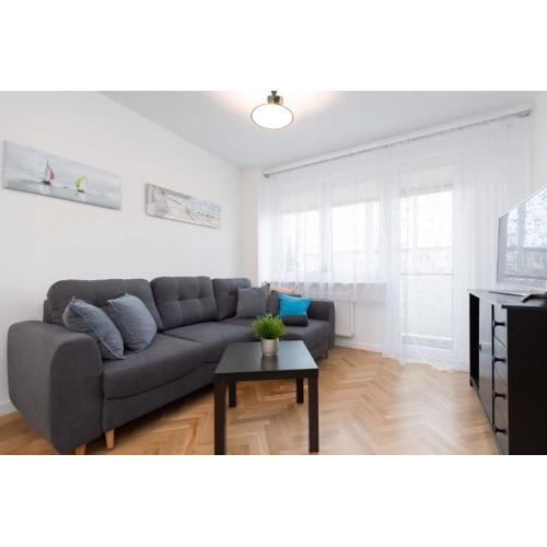 Spacious Apartment in the Center of Gdynia Next to the Sea by Noclegi Renters