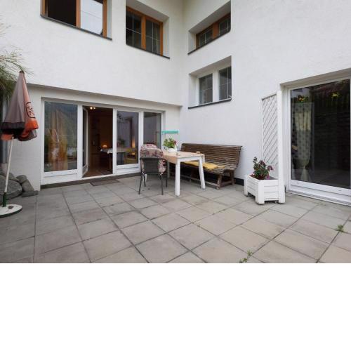 Spacious apartment near the tztal Alps
