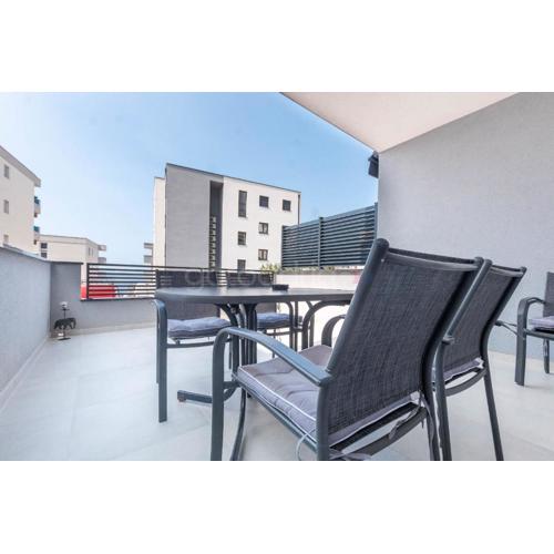 Spacious Apartment Rosa