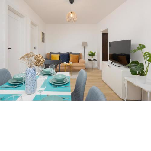 Spacious Apartment Suwalska Targówek by Noclegi Renters