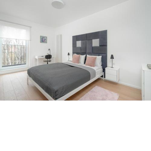 Spacious Apartment with Balcony by Rent like home