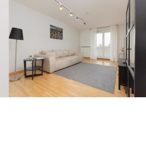 Spacious Apartment Zawiszy Wola by Noclegi Renters