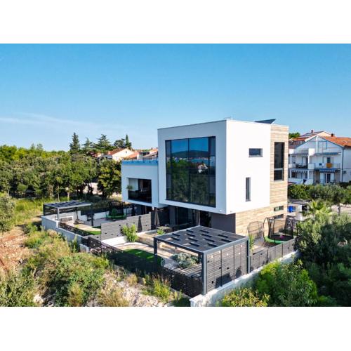 Spacious apartments in Biograd with sea view