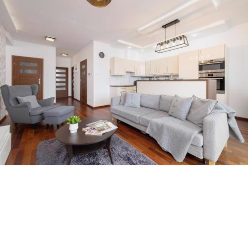 Spacious & Cozy Apartment Grzegórzecka by Noclegi Renters
