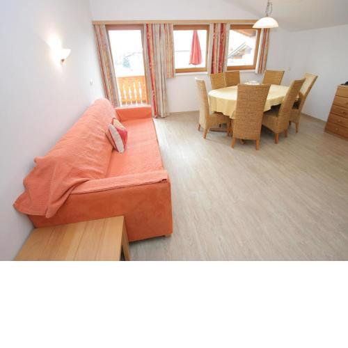Spacious holiday flat close to the ski area