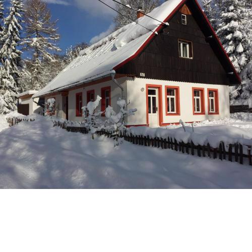 Spacious Holiday Home in Rudník with Garden