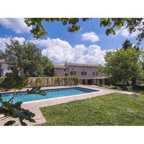 Spacious Holiday Home in Svetvincenat with Pool
