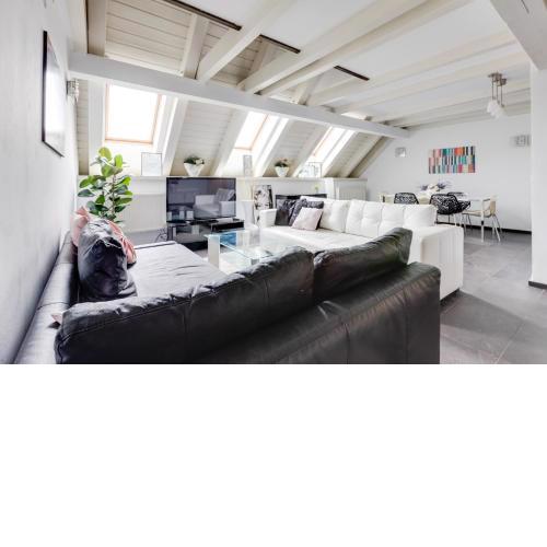 Spacious stylish attic in the heart of the center - Karlovo