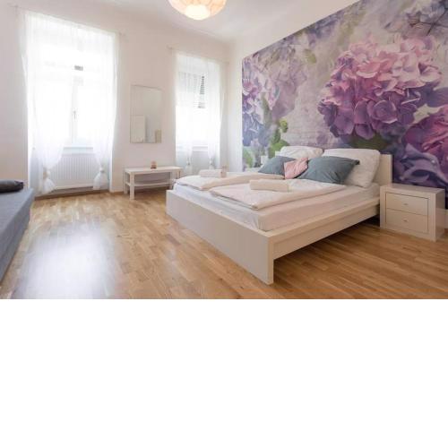 Spacious Vienna Central Station Residence