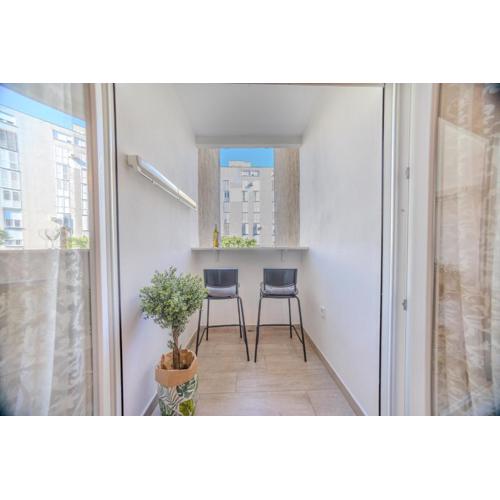 Split Apartment M&T