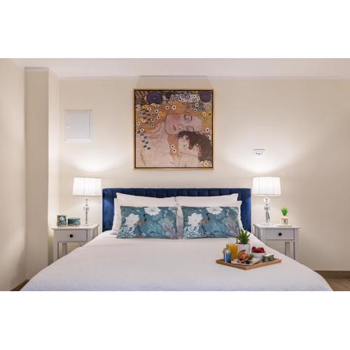Split Exclusive Stay