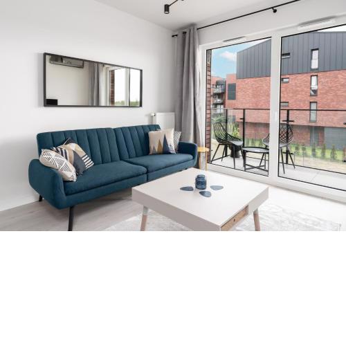 Stara Cegielnia Lake View Apartment by Renters Prestige