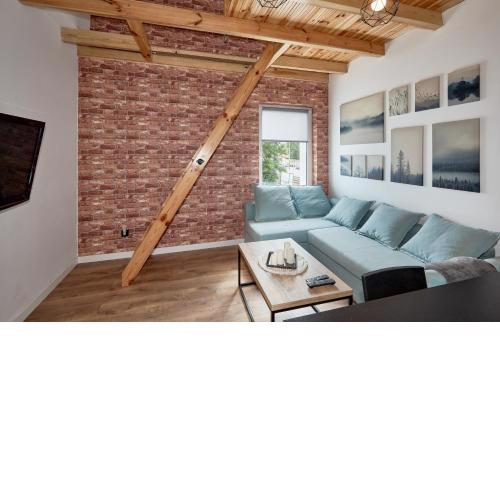 Starołęcka Apartment with Mezzanine