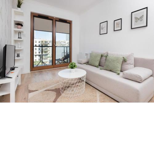 Starowiejska Apartment with Balcony Next to Arena Gdańsk Stadium by Noclegi Renters
