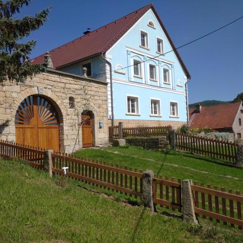 Statek Bílý Dvůr - Bělý