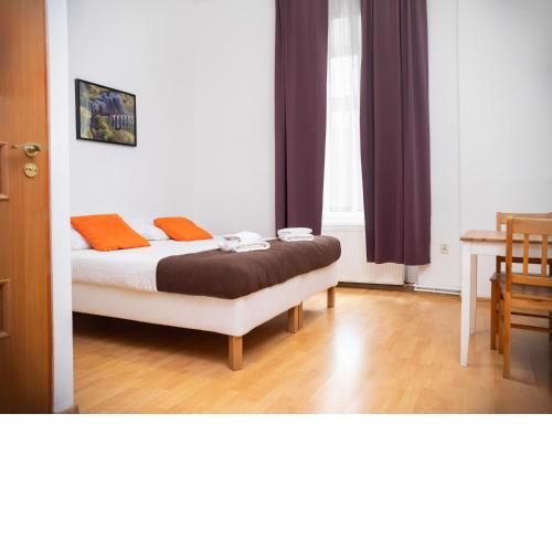 Station Aparthotel