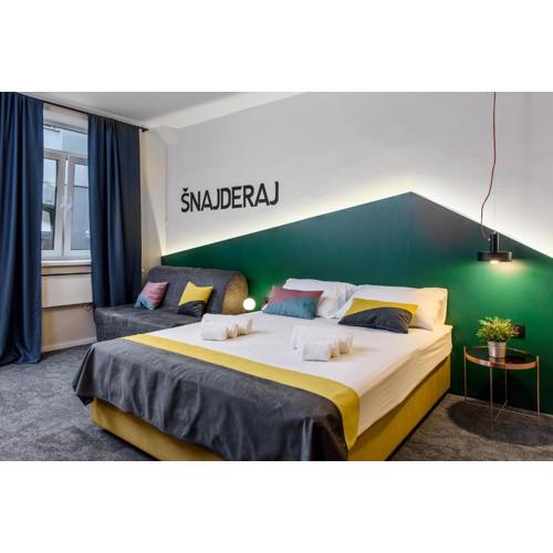Stay Swanky Hostel