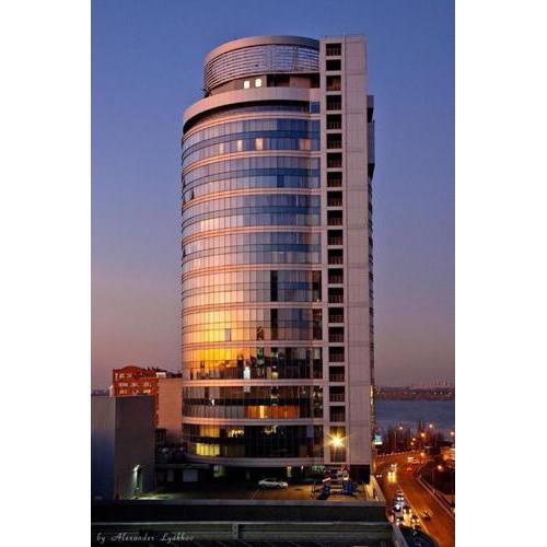 Staybridge Mini-Hotel in Most City PANORAMIC RIVER VIEW