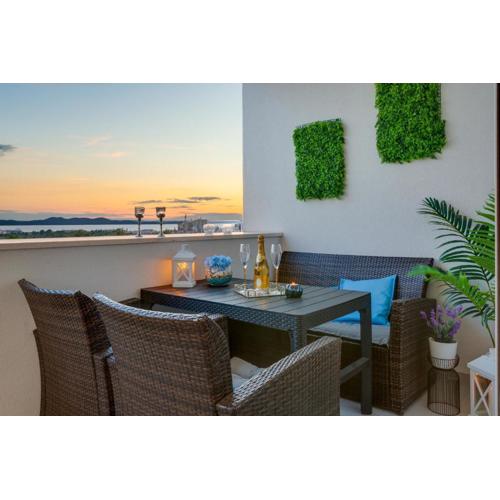 Stella Maris 2BDR, balcony, sea view, garage, BBQ