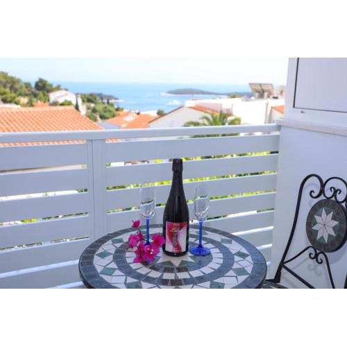 Stella Maris, Hvar - rooms with a balcony and a stunning sea view