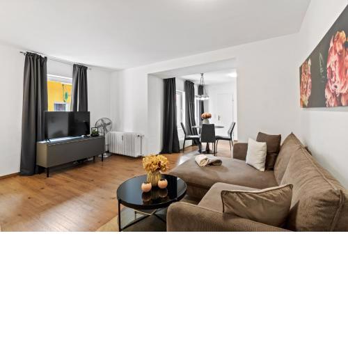 Stilvolles Zuhause mit Terrasse