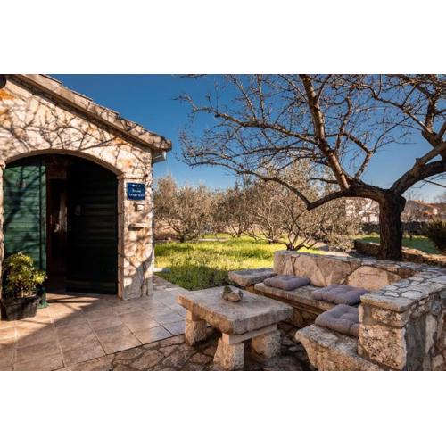 Stone House Anja