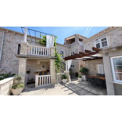 Stone House Apartments Didini Dvori Lumbarda