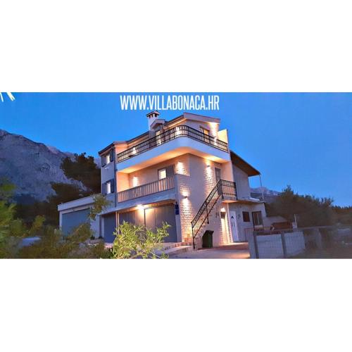 Stone House Bonaca