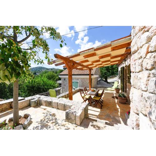 Stone house BURA