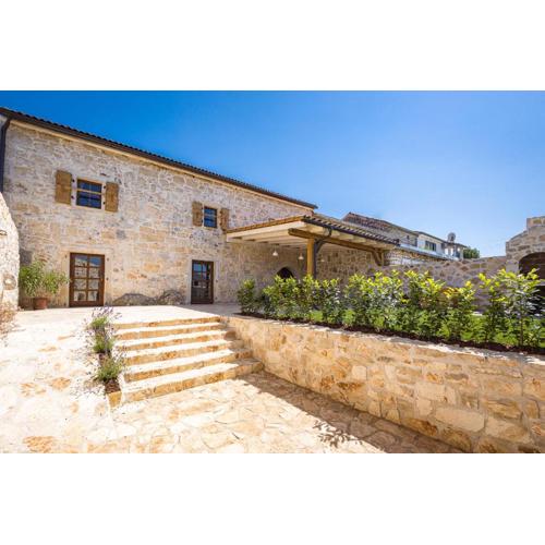 Stone house Dijana Istria Sveti Lovrec