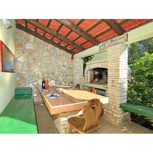 Stone House Oreb\