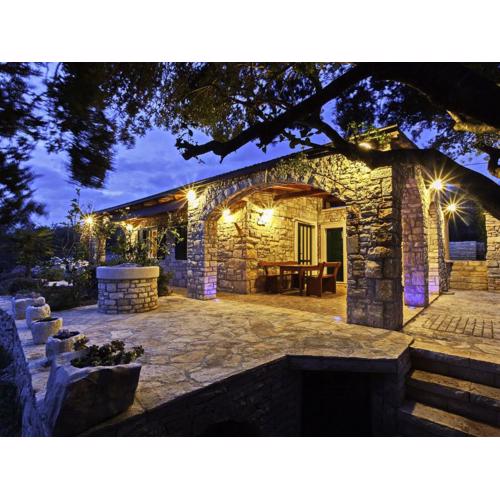 Stone House San Pelegrin-Two Bedroom Holiday Home with Terrace and Sea View