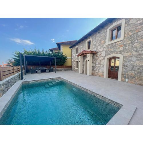 Stone Villa Otranto with pool, close to Opatija