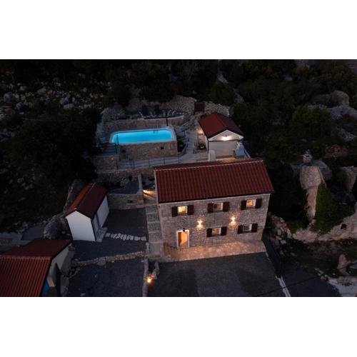 Stone villa with open sea views and pool, in the heart of Nature Park, the sound of silence - by TRAVELER tourist agency Krk - ID 2681