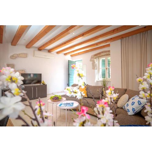 Stonehouse 22 - ZF Hvar