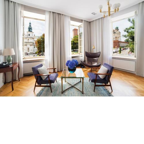 STRADOMSKA 2 APARTMENTS