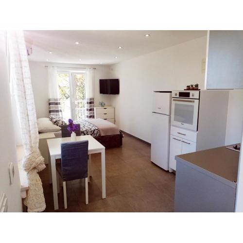 Studio apartman Iva