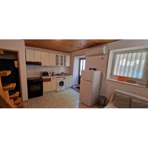 Studio Apartman Kaštel Kambelovac