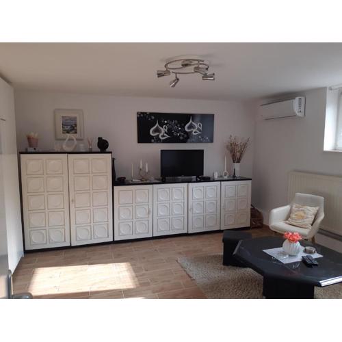 Studio Apartman Kjara