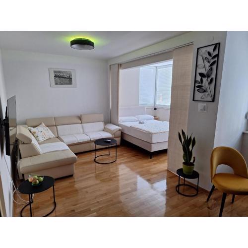 STUDIO APARTMAN MARKo C self-check in