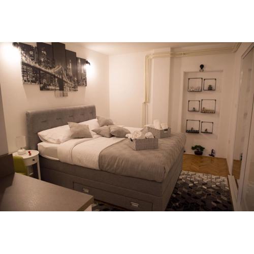 Studio Apartman SubUrban