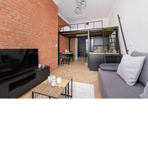Studio apartment - Berka Joselewicza 5 street